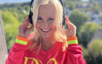 HURRA HURRA – schon über 100 Podcastepisoden vom MINDtoring®️Podcast!